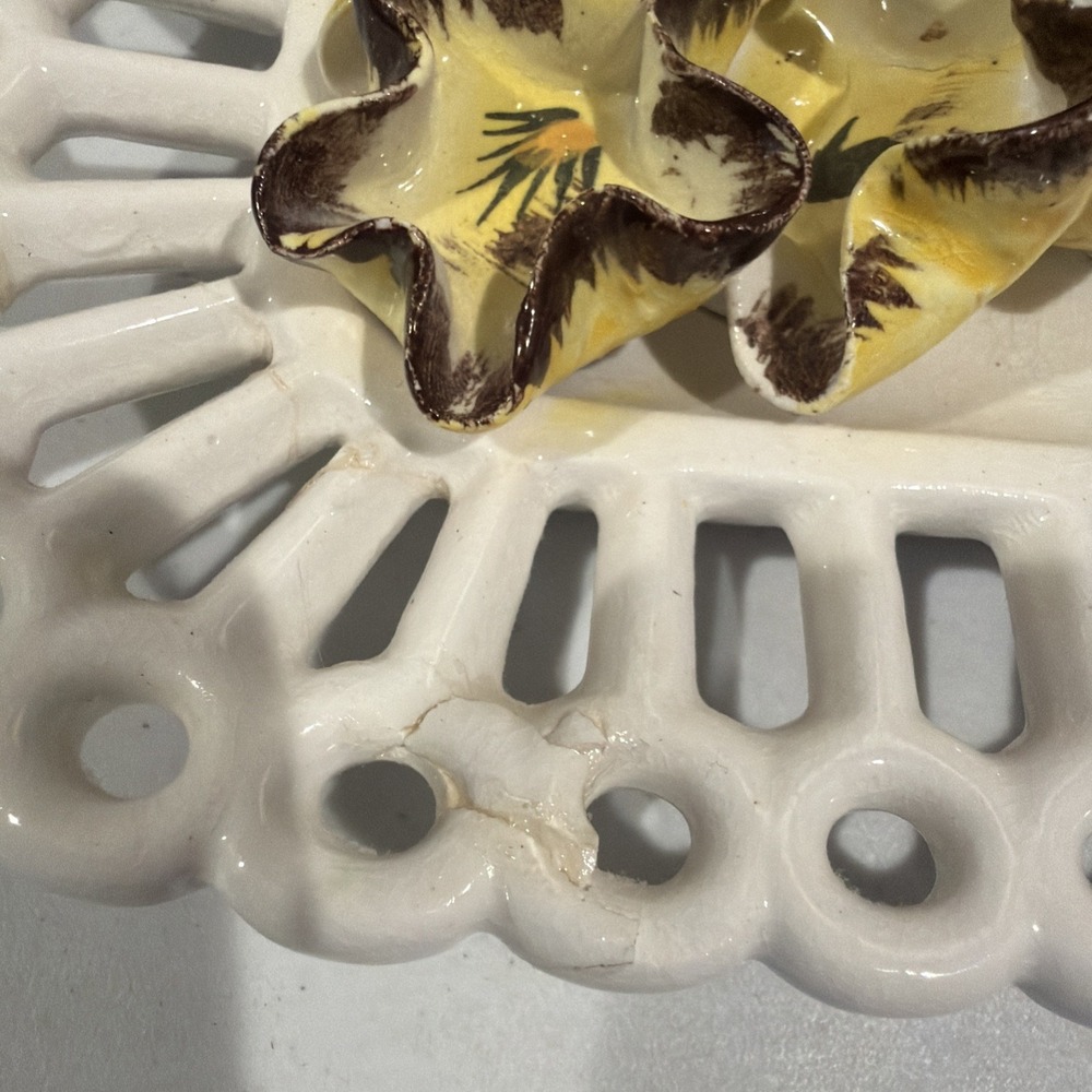 Vtg MCM Hand Painted 3D Floral Flower Porcelain Wall‎ Decor. Made In Japan - Picture 5 of 11